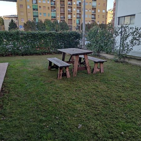 Ampio Bilocale Con Giardino Privato A Due Passi Dalla Stazione Apartment Carnate ภายนอก รูปภาพ